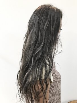 ヘア ライフ セリス(hair life Celis) ハイライト×ダークグレー