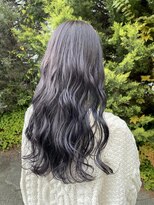 エトランジェ(Etrange)&nbsp;ディープラベンダー/巻き髪