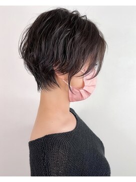 アンダーバーホワイト 芦屋店(_WHITE) 大人可愛い20代30代40代インナーカラー小顔ウルフレイヤーボブ