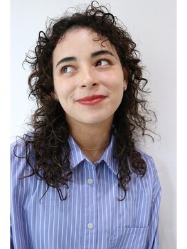 アイ 代々木公園(aye) スパイラルパーマミディアム