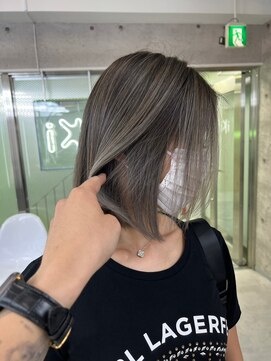 イキ 表参道(iki omotesando) モード/無造作ウェーブ/大人ガーリー[表参道駅]