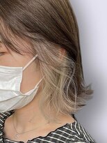 オナー(honor)&nbsp;20代30代大人かわいいミルクティーベージュインナーカラー