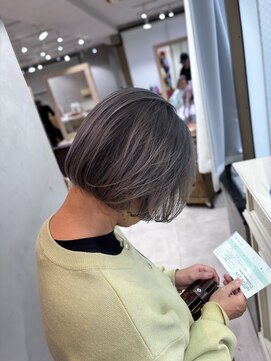 アクト 原宿(ACT) 白髪もぼかせるシャドウルーツ