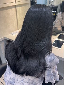 ロンドイディールバンダイ 新潟万代(Lond ideal) 透明感ブラックカラー