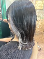 ヘアーラウンジ アンフィ 井土ヶ谷(Hair Lounge Anphi)&nbsp;シルバー／インナーカラー