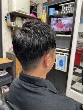 ヘアーサロン ジーバーズ(G-Bar's) 爽やかツーブロック”ビジネスマンにおすすめ
