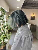 フラッグ ヘアー 天神西通り店(Flag HAIR)&nbsp;スモーキーグリーン　ボブ