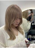 ミルクティーベージュ