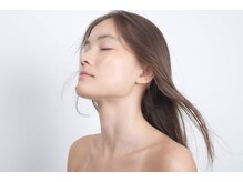 頭から整うと、顔の印象も変わる