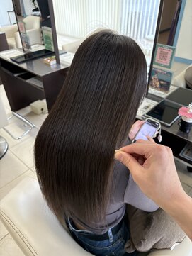ウィーブリスタ(Weve Rista) 自然なツヤとまとまりを叶える上質な縮毛矯正