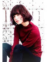 メルクマール(MERKMAL)&nbsp;ミックスカールの小顔ボブ。