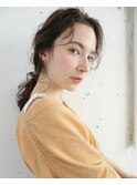 《AWESOME》ゆるウェーブダウンスタイル◎　カジュアルアレンジ