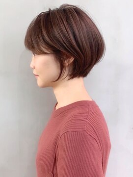 アイティー バイ アルバム 浦和店(IT by ALBUM) 前下がりショートボブ_オリーブカラーハイライトカラー_ba307531