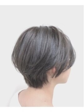 ヘアリゾートユア 新大久保店(hair resort YuA) 透明感スッキリショート