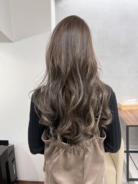 インビテーション(invitation) 【invitation】やわらかハイトーンベージュ