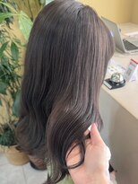 トローノ 栄(TRONO) アースカラー　透明感カラー　ツヤ髪　ロングヘア　ウェーブヘア