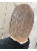ミルクティーベージュ