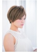 ショートフェミニンボブ