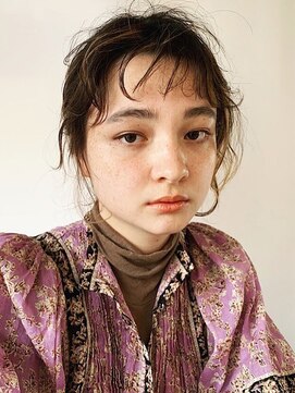 ローブ アオヤマ(LOAVE AOYAMA) キャラメルベージュのグラデーションカラー/ハイライト　２０代