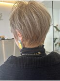 小顔カットショートボブ大人可愛いアッシュオリーブ