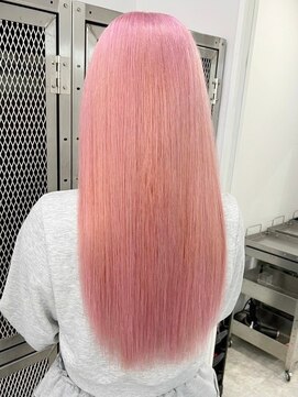 ウィコ 新宿(WICO) ペールピンク[新宿駅/ボブルフ/ダブルカラー/小顔]