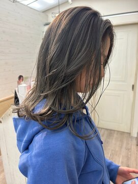 ネウィ ジャム 町田(newi JAM) 大人かわいいエギョモリ ミルクティーブラウン ひし形シルエット