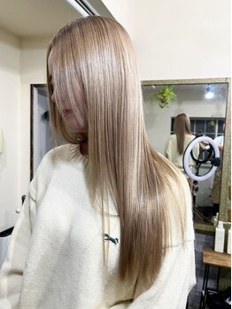 ロール(ROLL)の写真/≪天神のカラー特化サロン≫口コミ評価◎【カラーがしたい"学生必見!!"】ブリーチ/韓国風など-*
