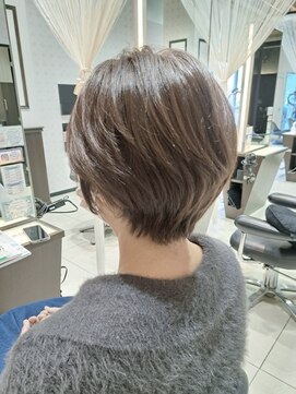 ミック ヘアアンドメイクアップ 高田店(miq Hair&Make up) マッシュショート/ショートヘア/イルミナカラー/シアーベージュ