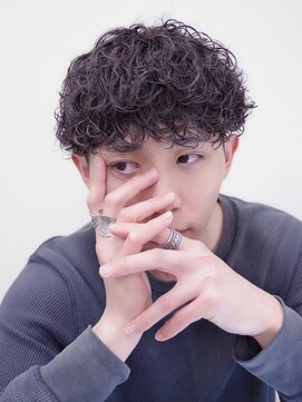 グロウ 天神店(growth) 波巻シャドウパーマ