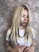 エルバイイエローコーン(ell by YELLOW CORN)&nbsp;シールエクステ/レイヤーカット/韓国/ローライト/デザインカラー