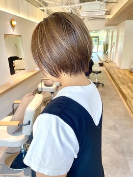 ベコ(Beco) くびれショート◎30代40代50代/白髪ぼかし/白髪ぼかしハイライト