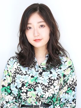 ミセスのしなやかに動く人気のウェーブヘア【国分寺】