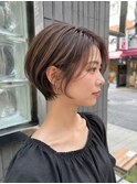 ショートカット×白髪ぼかしハイライト