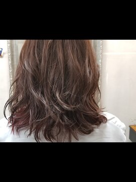 ゼットサロン(Z SALON) Z「ピンクインナーカラー◎」