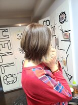 榮(Salon de 榮) イヤリングカラー×ウルフボブ