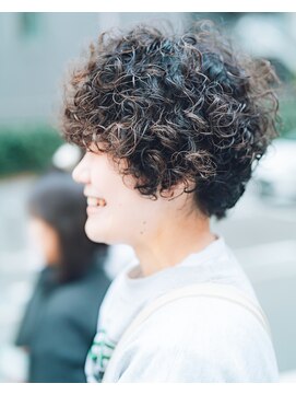 カフ(CAF) CAF河内 ハードパーマ ショートパーマ イメチェン 大阪 心斎橋