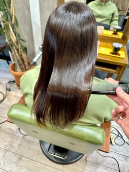 バース プレイス(BIRTH PLACE)の写真/《BIRTHPLACE自慢☆地毛風ストレート》クセやうねりで扱いにくく、お悩みの方におすすめ♪