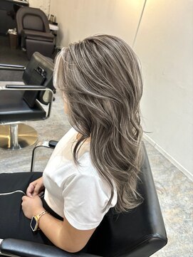 ブレンド 渋谷(BLend) 20代30代40代白髪ぼかしハイライト小顔ショートボブミニウルフ