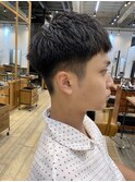 ソフトツーブロック刈り上げショート