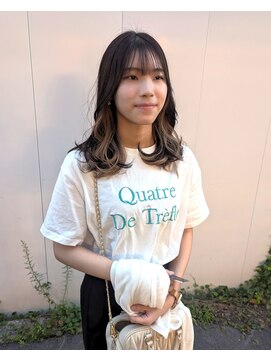 ヒカリス 東三国(HIKARIS) 笑顔溢れるインナーカラー/イヤリングカラー/巻き髪