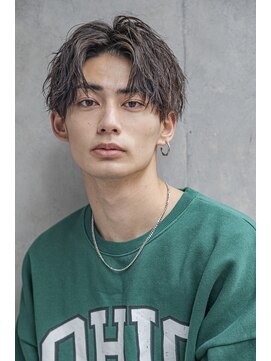 シティ(CITY) 小久保styleフェザーパーマグレーブルーカラー刈り上げショート