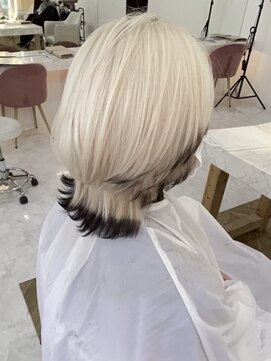 リアン 上尾店(Rien) 韓国風 レイヤーカット[ホワイトベージュライトブルー]上尾/韓国