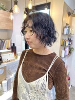 オッジバイケンジ(oggi by KENJE)&nbsp;ボブ/くせ毛パーマ／切りっぱなしボブ/くるくるパーマ