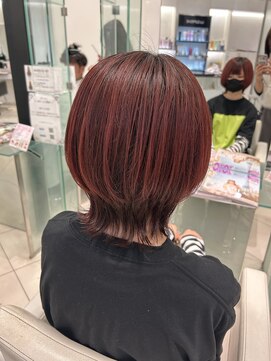 ラシュープリーム(La SUPREME) 外はねウルフカット