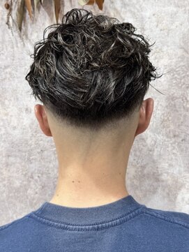 ラウハ 海浜幕張(RAUHA) ニュアンスパーマ/韓国マッシュ/スパイキーショート/海浜幕張