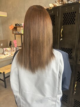 アチーブリス(achieve Liss) オーガニックヴィラカラーハイトーンカラーストレートヘア