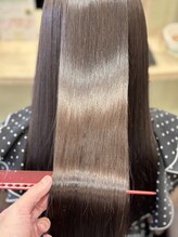 髪質改善に特化した専任プロフェッショナルスタッフ