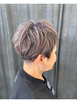 サンひまわり 高来店 白髪を活かしたヘアカラー