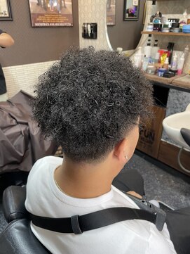 エイト(Eight) 針金パーマ