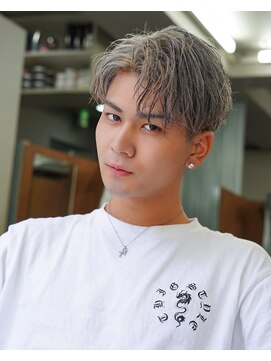 ゴールドシブヤ(GOALD SHIBUYA) ハイトーンローライト、イケ髪スタイル